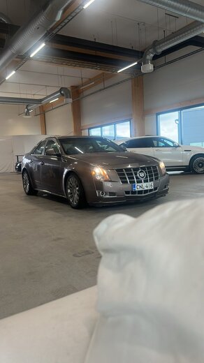 Cadillac Cts vaihtoauto