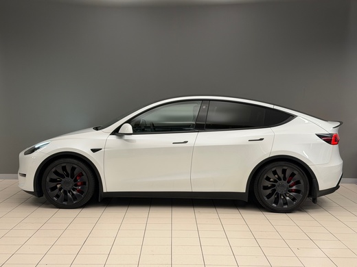 Tesla Model Y vaihtoauto