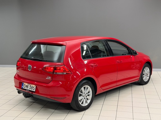 Volkswagen Golf vaihtoauto