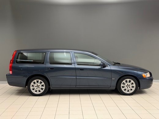 Volvo V70 vaihtoauto