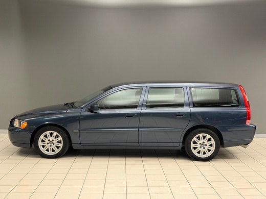 Volvo V70 vaihtoauto
