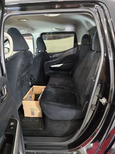 Nissan Navara vaihtoauto