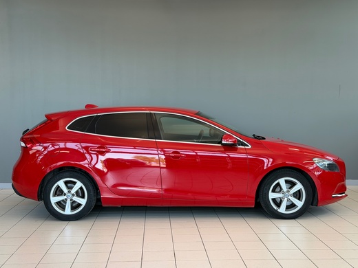 Volvo V40 vaihtoauto