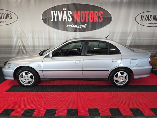 Honda Accord vaihtoauto