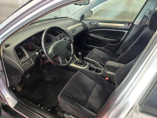Honda Accord vaihtoauto