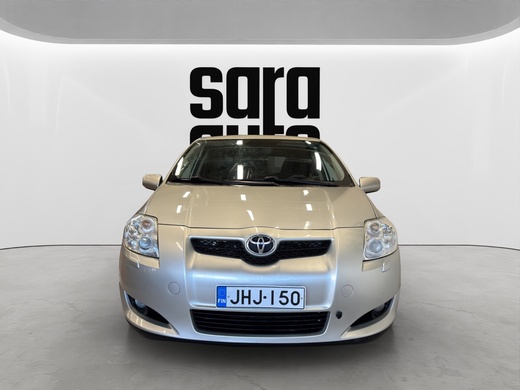 Toyota Auris vaihtoauto