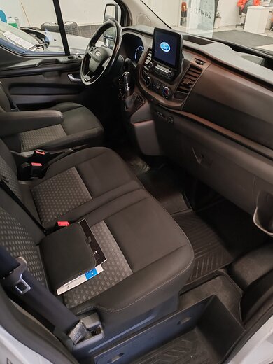 Ford Transit Custom vaihtoauto