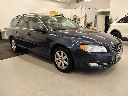 Volvo V70 vaihtoauto