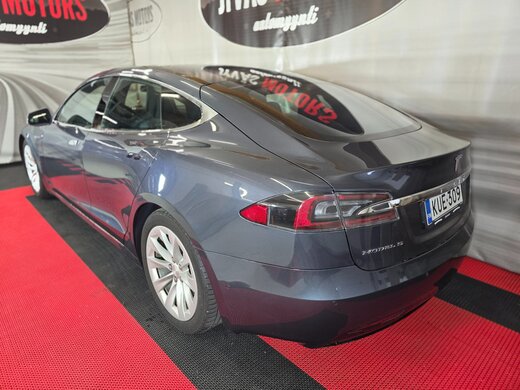 Tesla Model S vaihtoauto