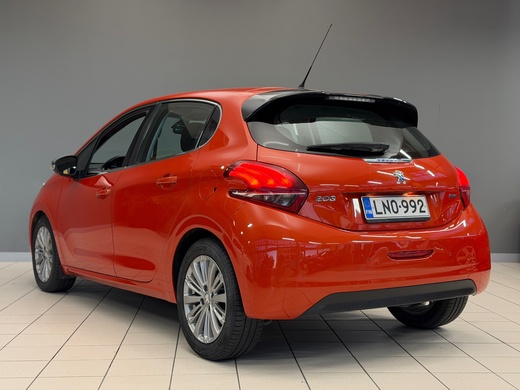 Peugeot 208 vaihtoauto