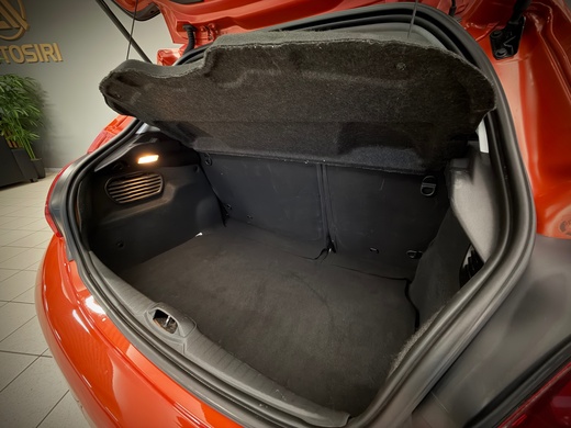 Peugeot 208 vaihtoauto