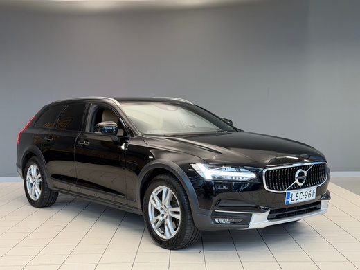 Volvo V90 Cross Country vaihtoauto