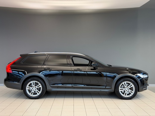 Volvo V90 Cross Country vaihtoauto