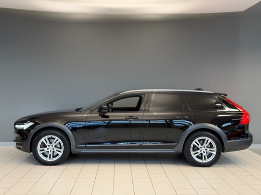 Volvo V90 Cross Country vaihtoauto