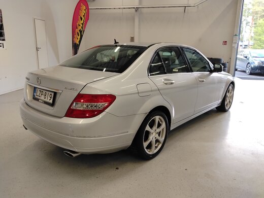 Mercedes-Benz C vaihtoauto