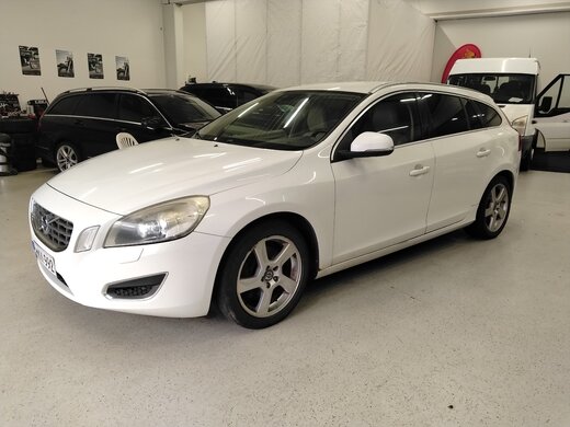 Volvo V60 vaihtoauto