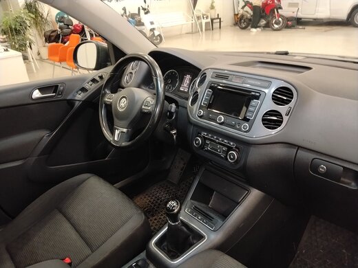 Volkswagen Tiguan vaihtoauto