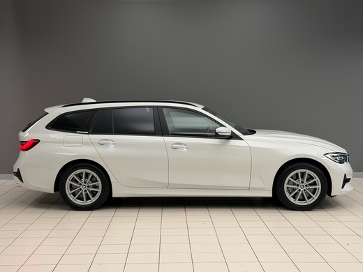 BMW 330 vaihtoauto