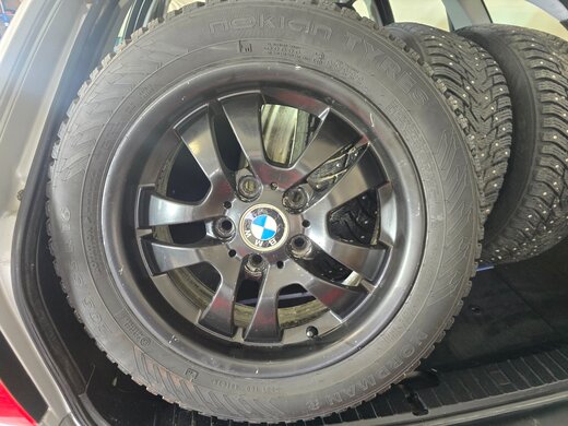 BMW 318 vaihtoauto