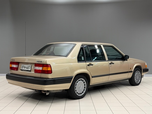 Volvo 940 vaihtoauto