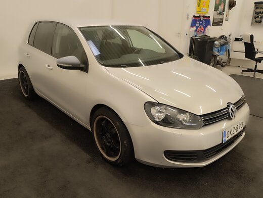 Volkswagen Golf vaihtoauto