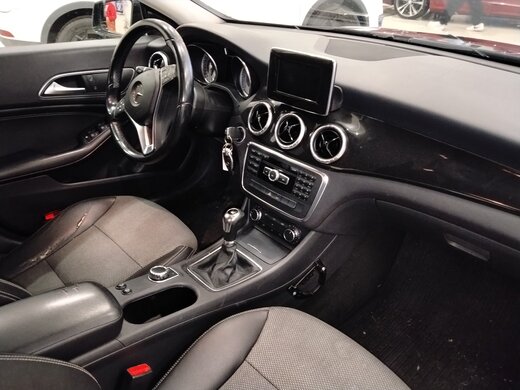Mercedes-Benz CLA vaihtoauto