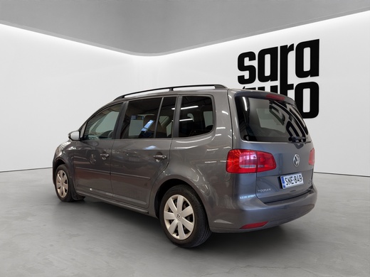 Volkswagen Touran vaihtoauto