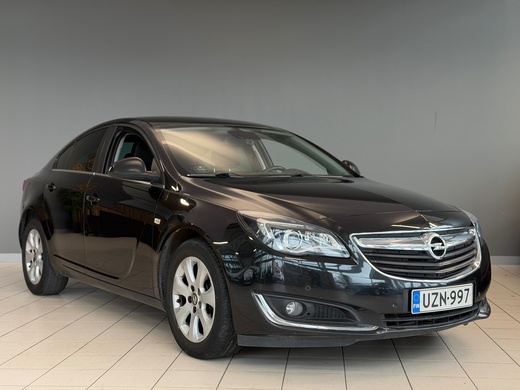 Opel Insignia vaihtoauto