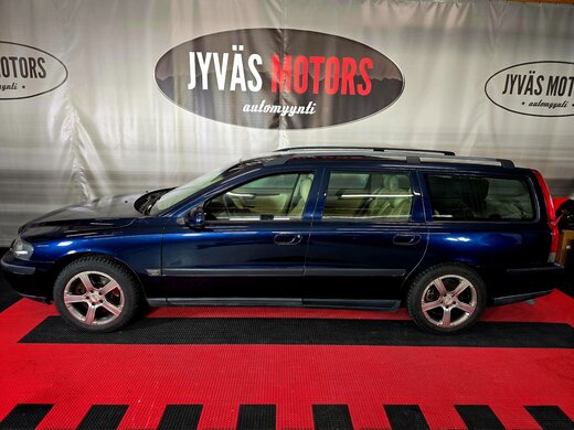 Volvo V70 vaihtoauto