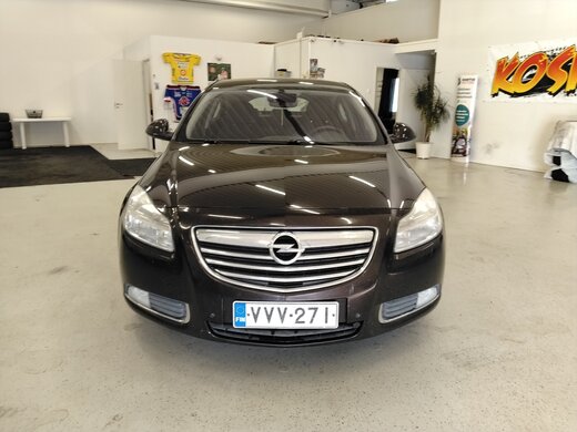 Opel Insignia vaihtoauto