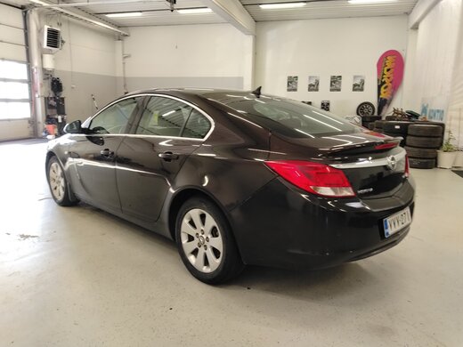Opel Insignia vaihtoauto