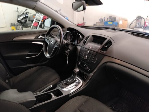 Opel Insignia vaihtoauto
