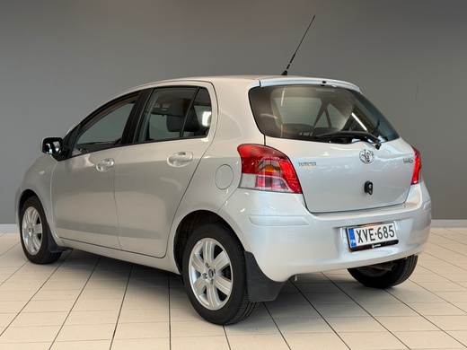 Toyota Yaris vaihtoauto