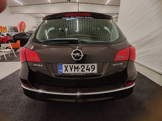 Opel Astra vaihtoauto