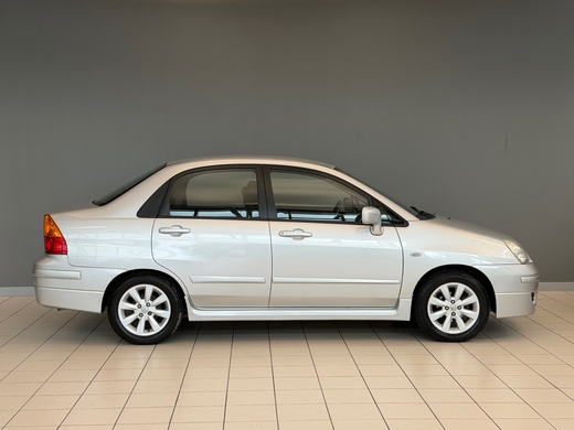 Suzuki Liana vaihtoauto