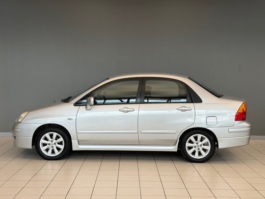 Suzuki Liana vaihtoauto