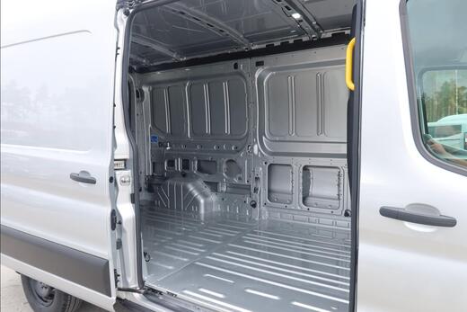heti ajoon Ford Transit