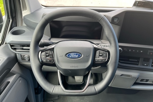 heti ajoon Ford Transit Custom