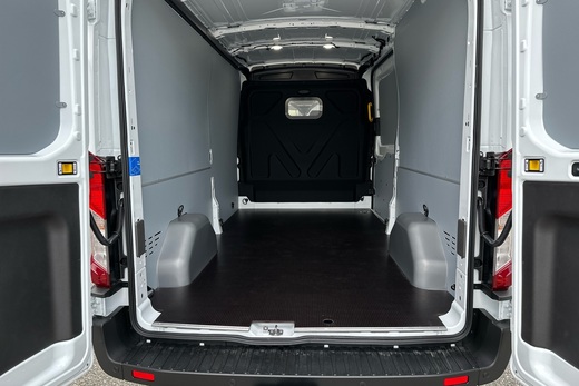 heti ajoon Ford Transit