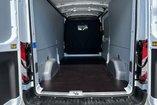heti ajoon Ford Transit