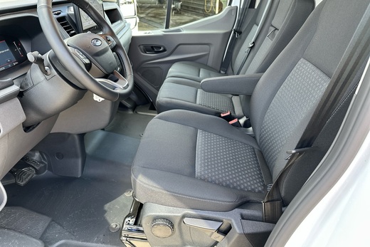 heti ajoon Ford Transit