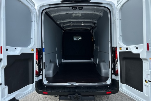 heti ajoon Ford Transit