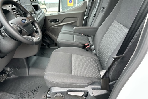 heti ajoon Ford Transit