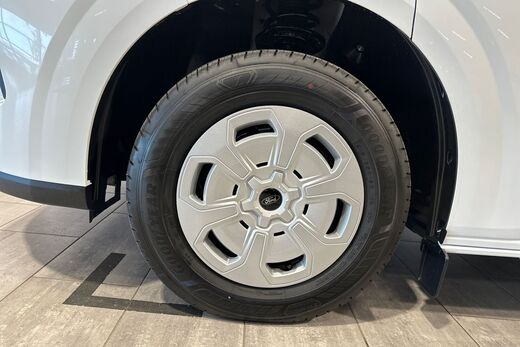 heti ajoon Ford Transit Custom