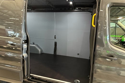 heti ajoon Ford Transit