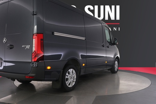 heti ajoon Mercedes-Benz Sprinter