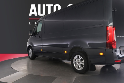 heti ajoon Mercedes-Benz Sprinter