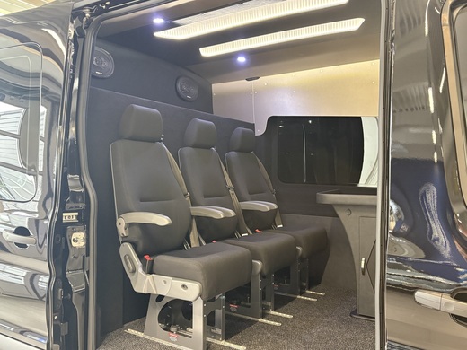 heti ajoon Ford Transit