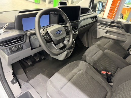 heti ajoon Ford Transit Custom