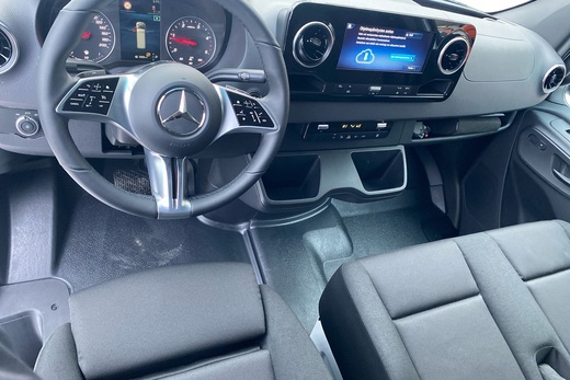 heti ajoon Mercedes-Benz Sprinter